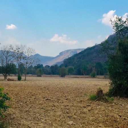 Coombs Cottage, Khaoyai, Mu Si Ban Rai Khlong Sai Buitenkant foto