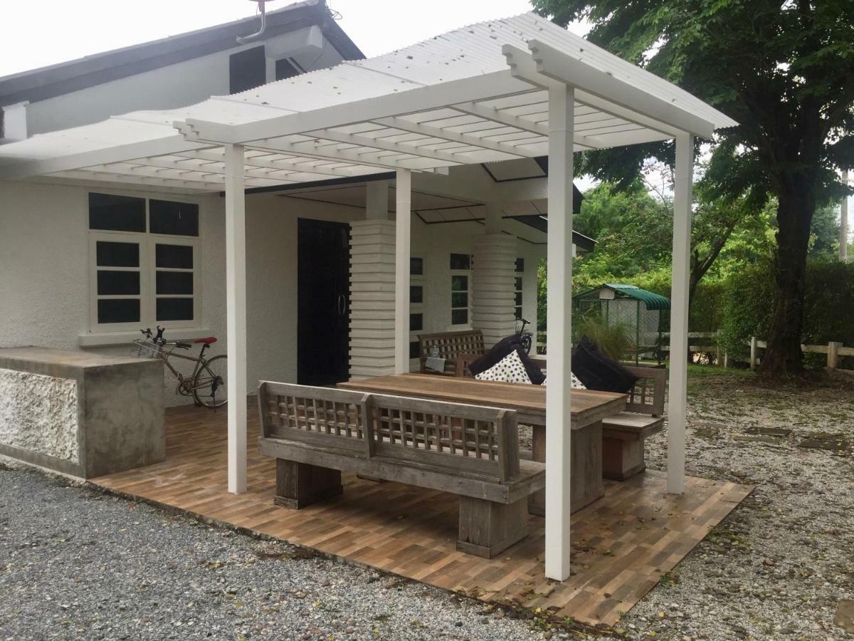 Coombs Cottage, Khaoyai, Mu Si Ban Rai Khlong Sai Buitenkant foto